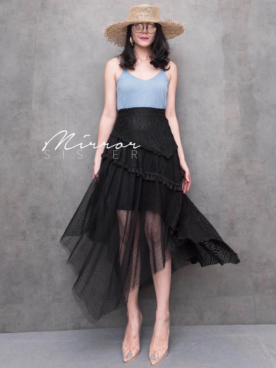 เสื้อผ้าผู้หญิง AL-diNaa-asymmetrical-LACE-SKiRT-9