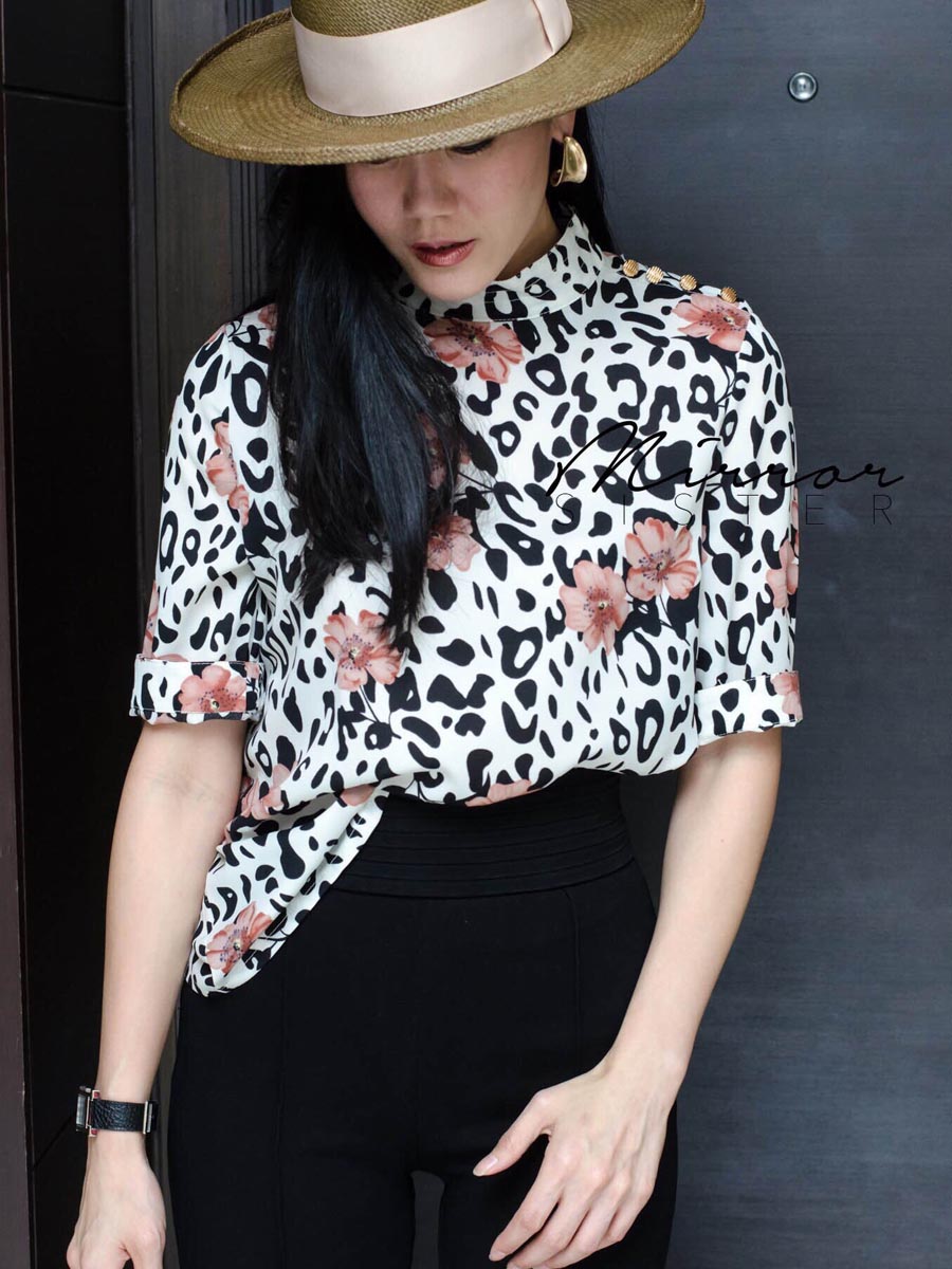 เสื้อผ้าผู้หญิง FloRidA-Leopard-4buttons-BLoUSE-6