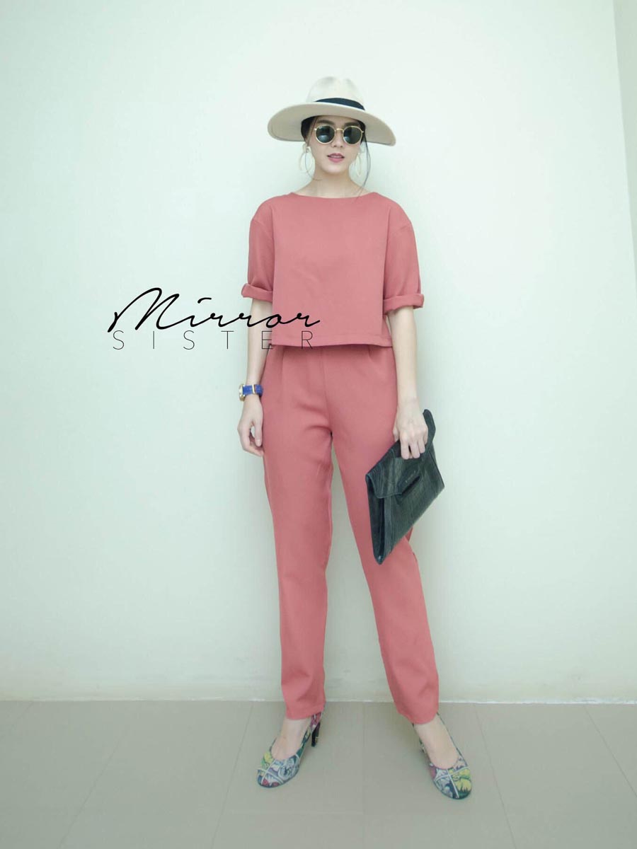 เสื้อผ้าผู้หญิง Lak-Plain-JUMPSUIT-1