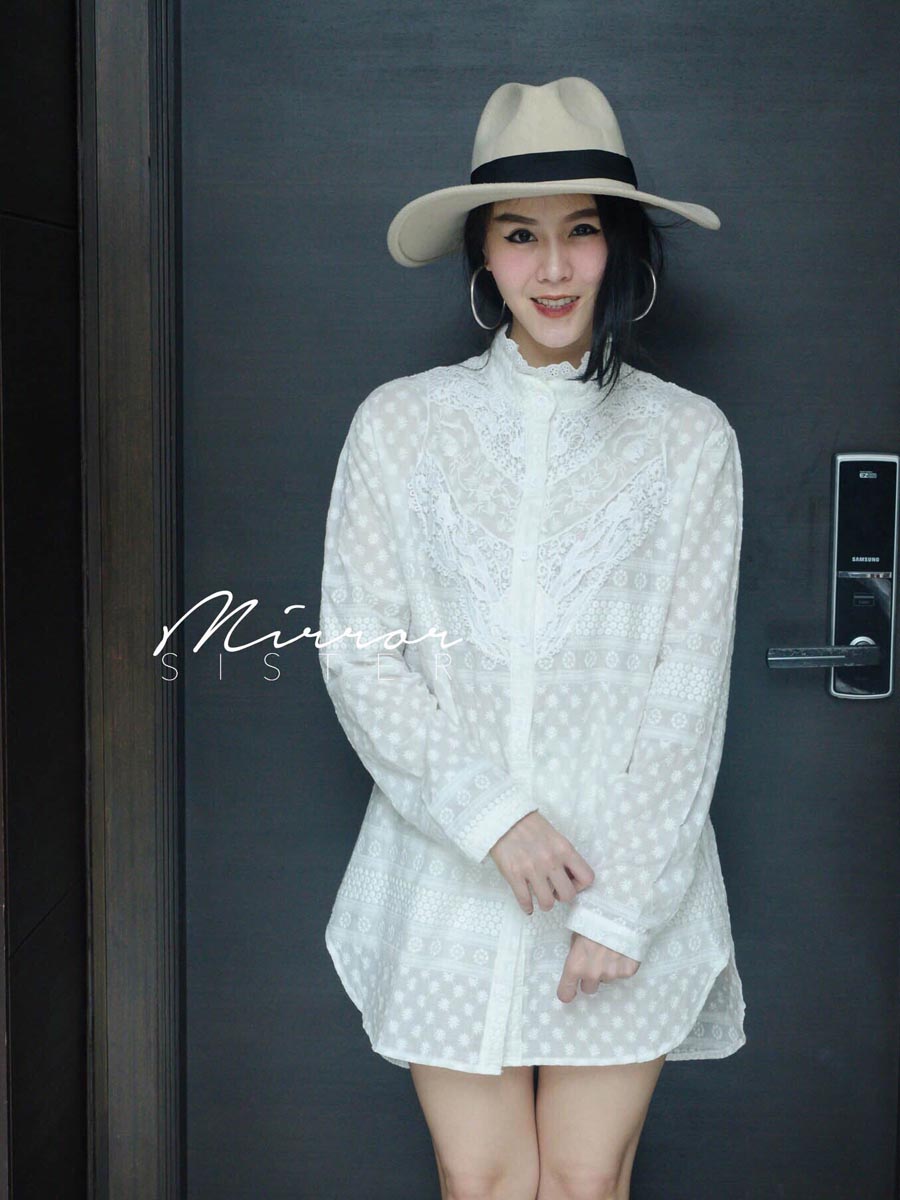 เสื้อผ้าผู้หญิง Snow-Whip-Embroidered-Dress-Shirt-6